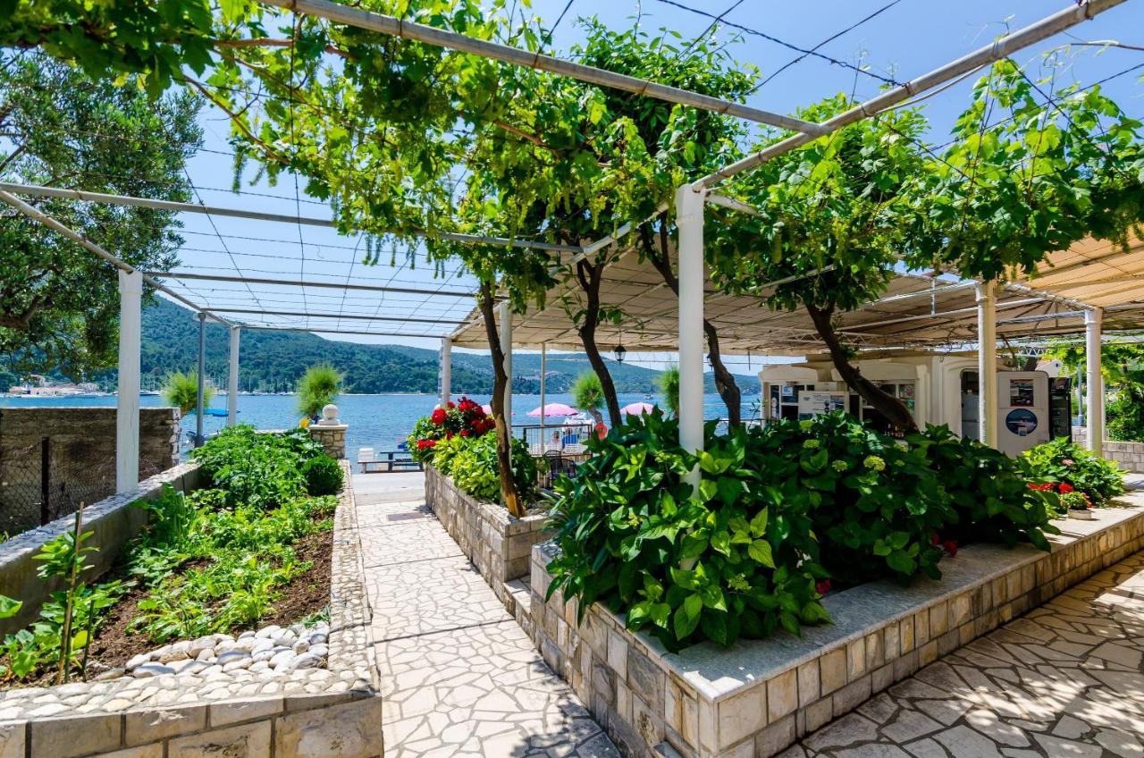 Apartments And Rooms By The Sea Slano, Dubrovnik - 8737 Eksteriør bilde