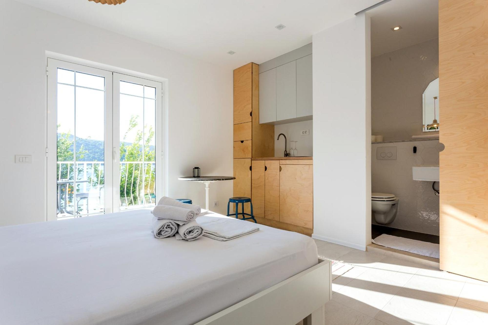 Apartments And Rooms By The Sea Slano, Dubrovnik - 8737 Rom bilde